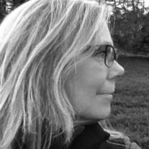 Meet your Posher, Deborah